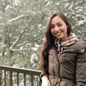 Meet your Posher, Ana